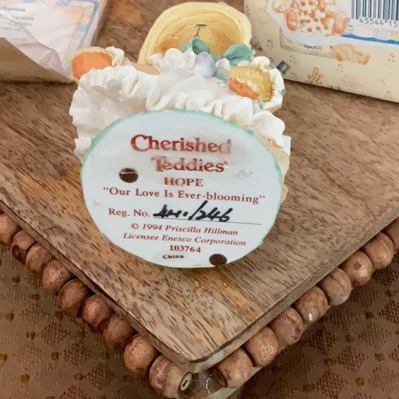 Cherished Teddies, HOPE, Our Love is Ever Blooming, In Spring Dress & Bonnet - Picture 8 of 8